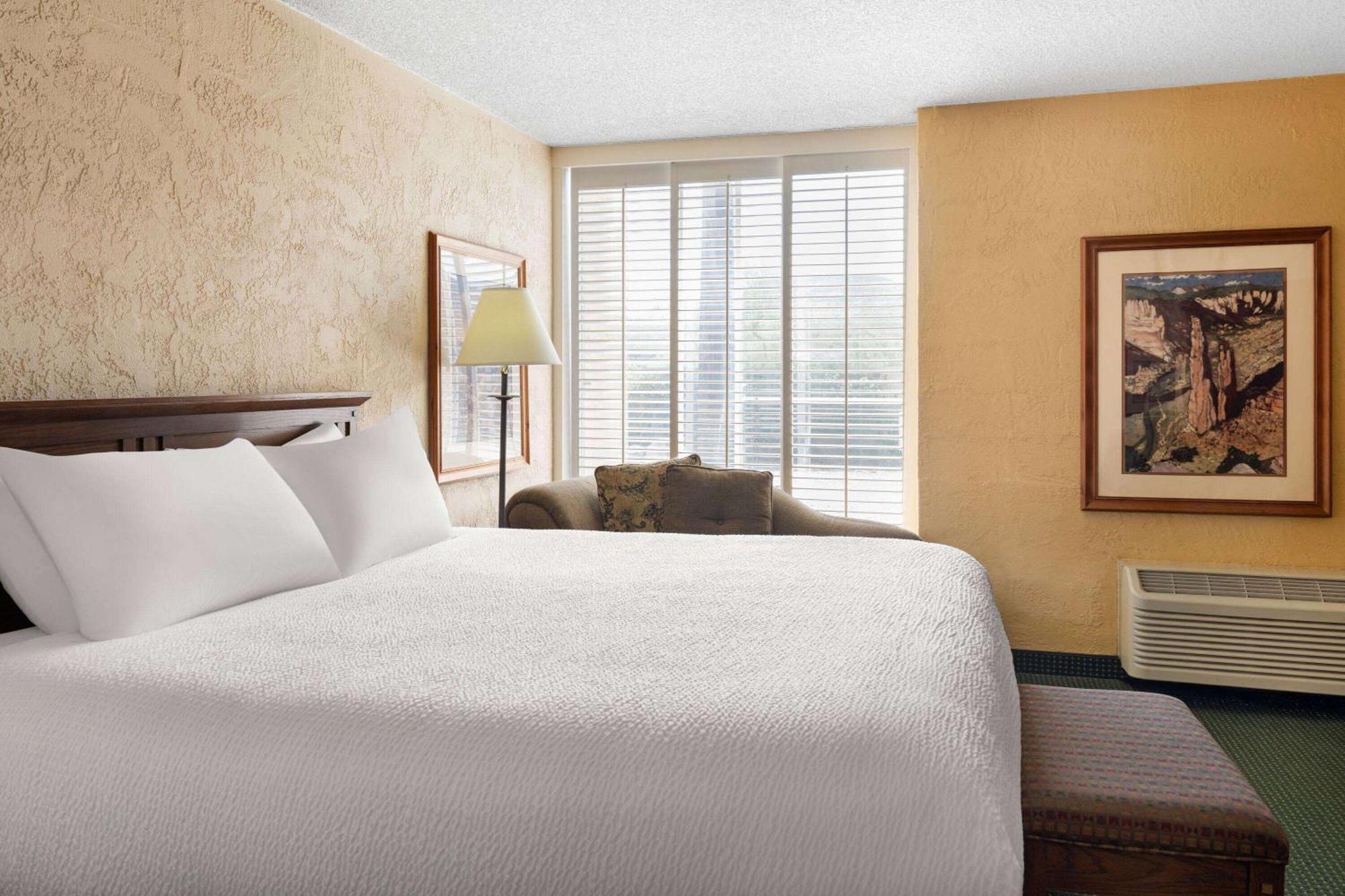 Ramada By Wyndham Tucson Otel Dış mekan fotoğraf