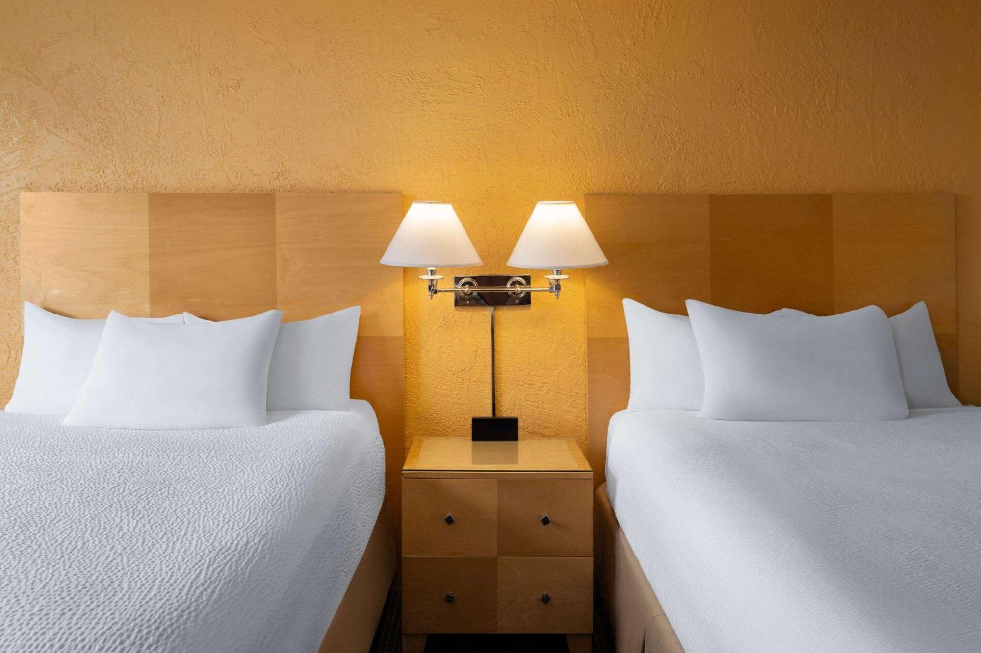 Ramada By Wyndham Tucson Otel Dış mekan fotoğraf