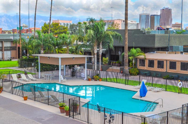 Ramada By Wyndham Tucson Otel Dış mekan fotoğraf