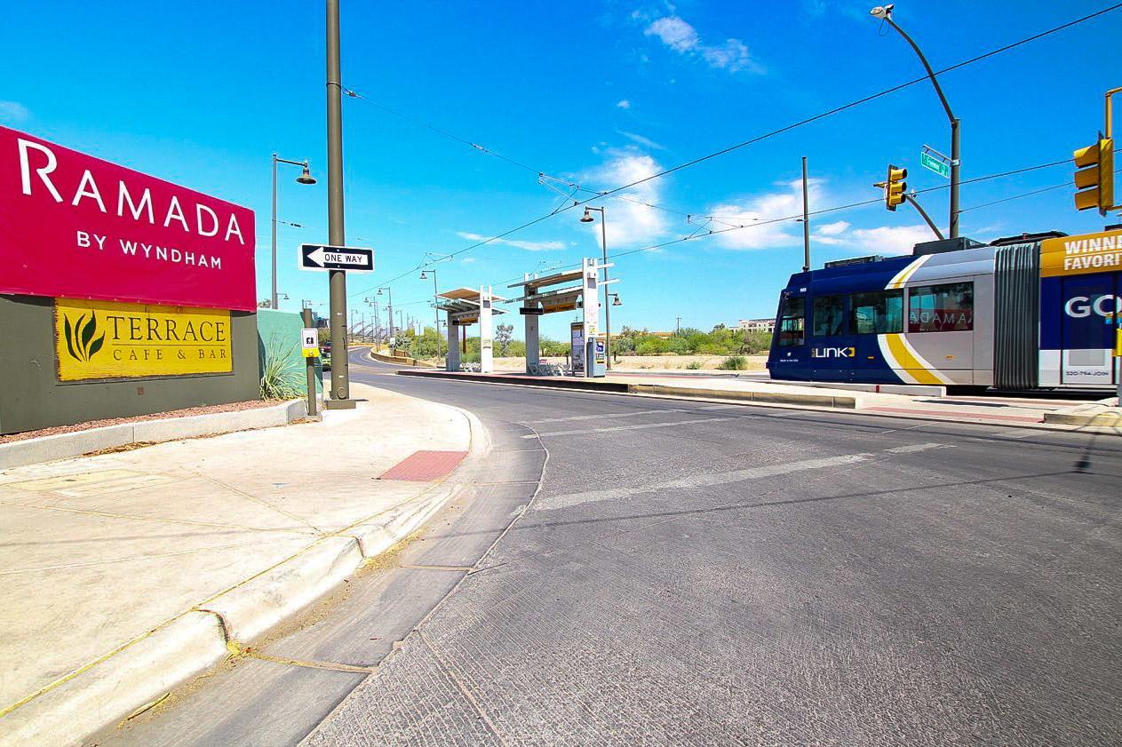 Ramada By Wyndham Tucson Otel Dış mekan fotoğraf