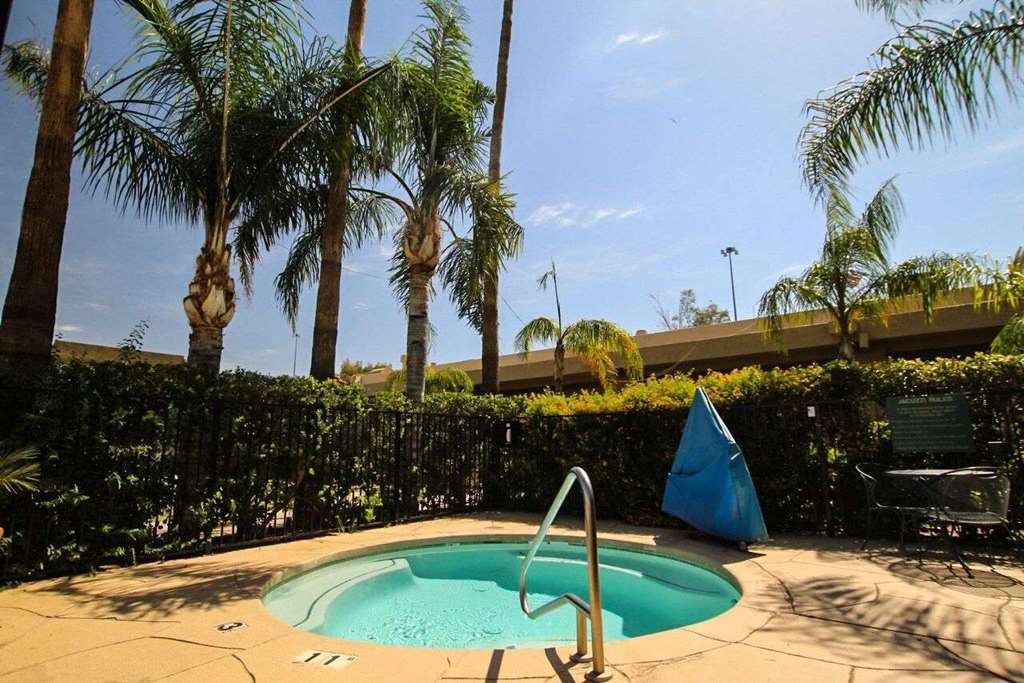 Ramada By Wyndham Tucson Otel Dış mekan fotoğraf